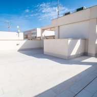 Reventa - Apartamentos -
Torrevieja