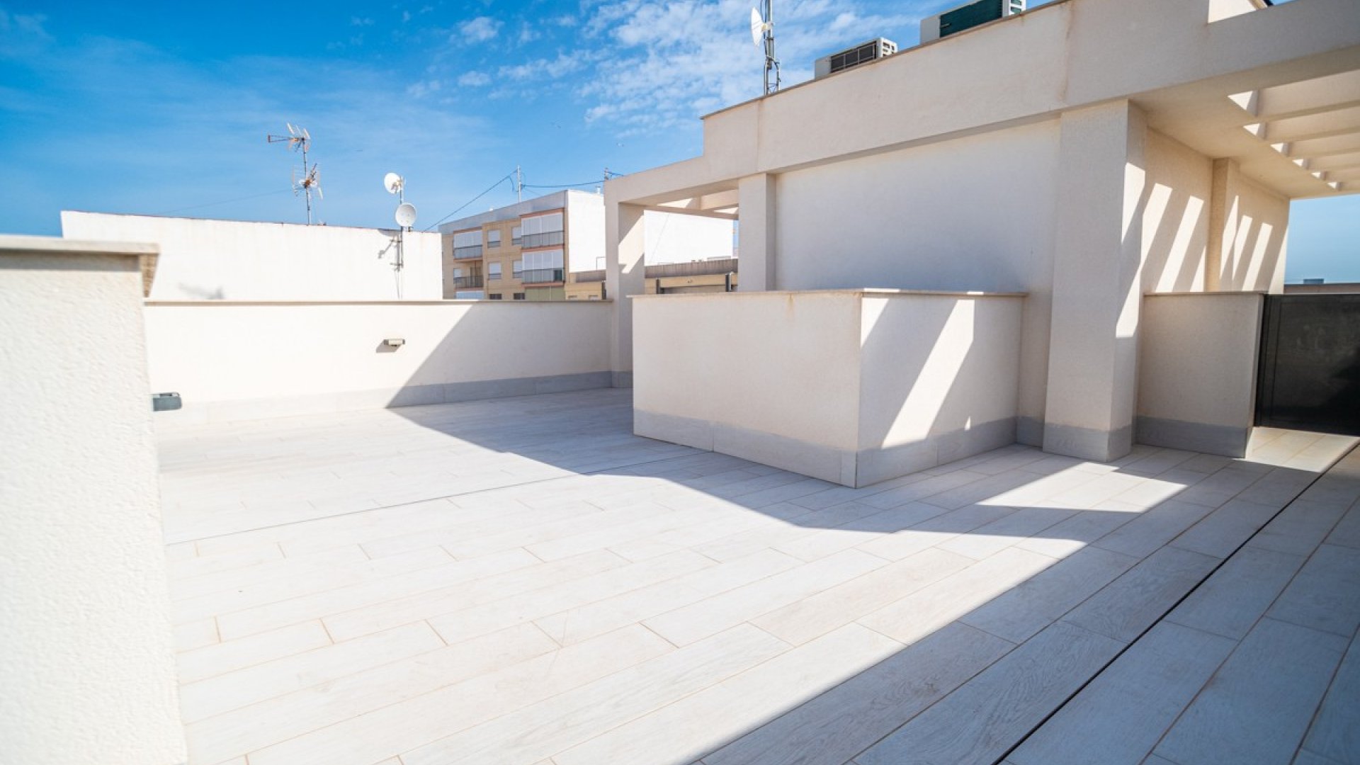 Reventa - Apartamentos -
Torrevieja