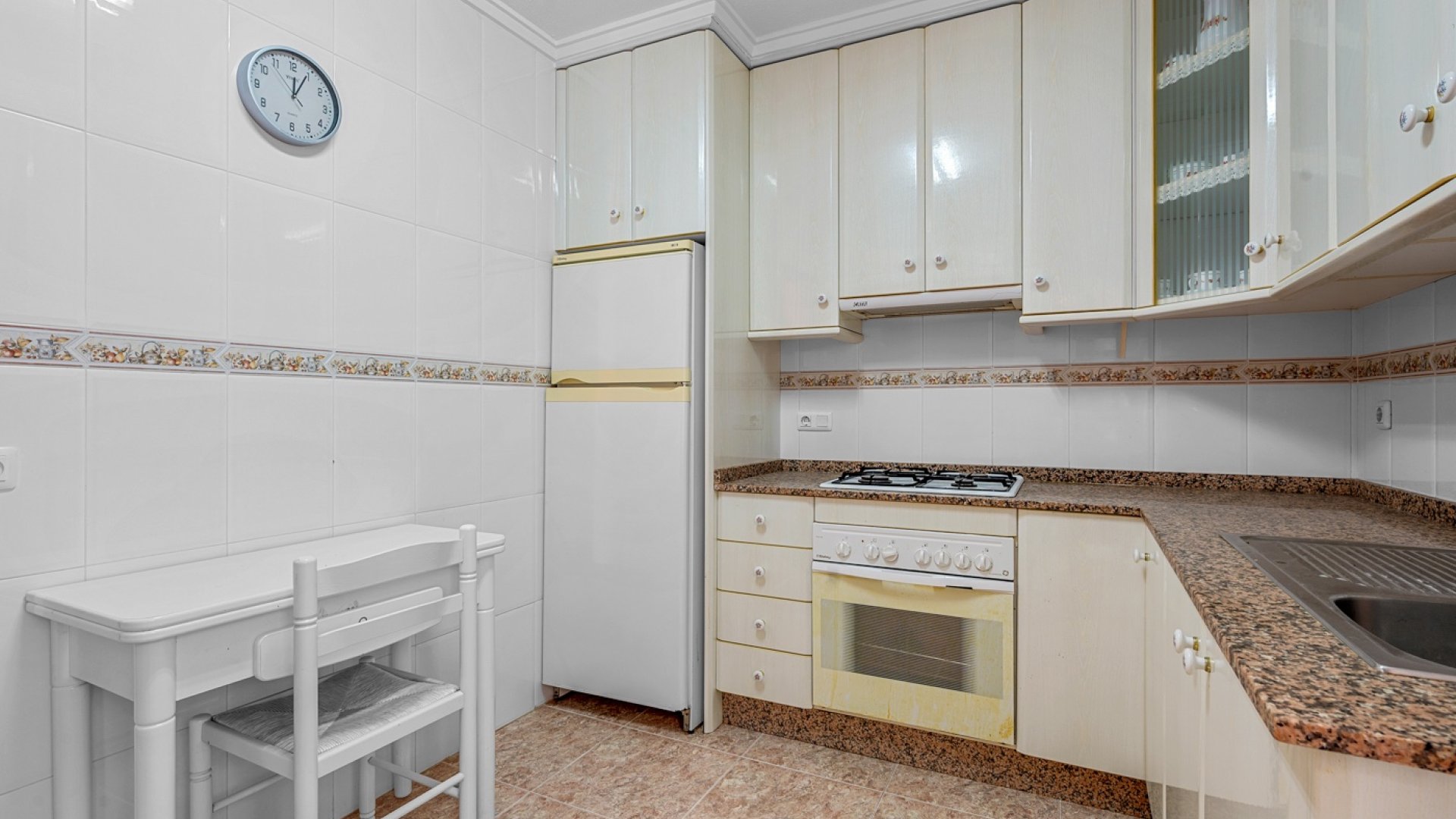 Reventa - Apartamentos -
Torrevieja