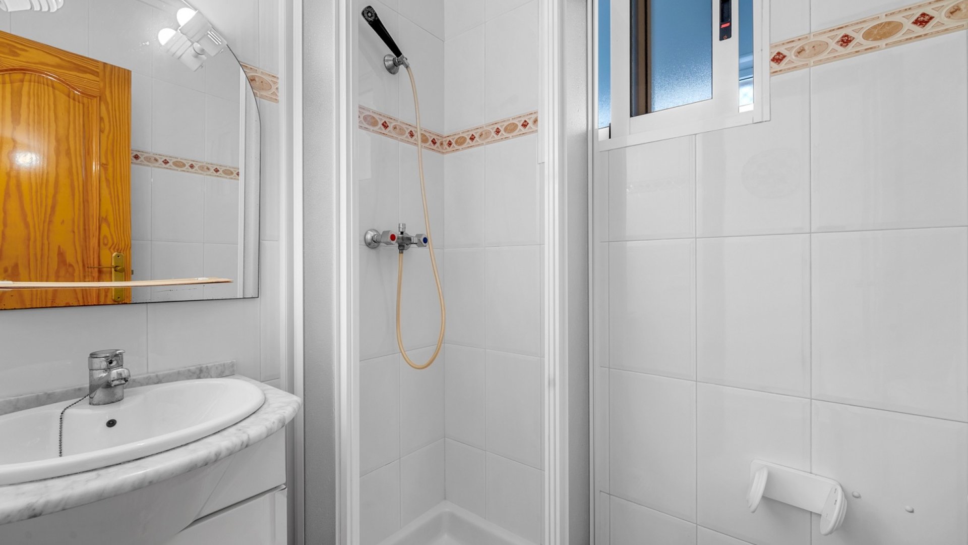 Reventa - Apartamentos -
Torrevieja