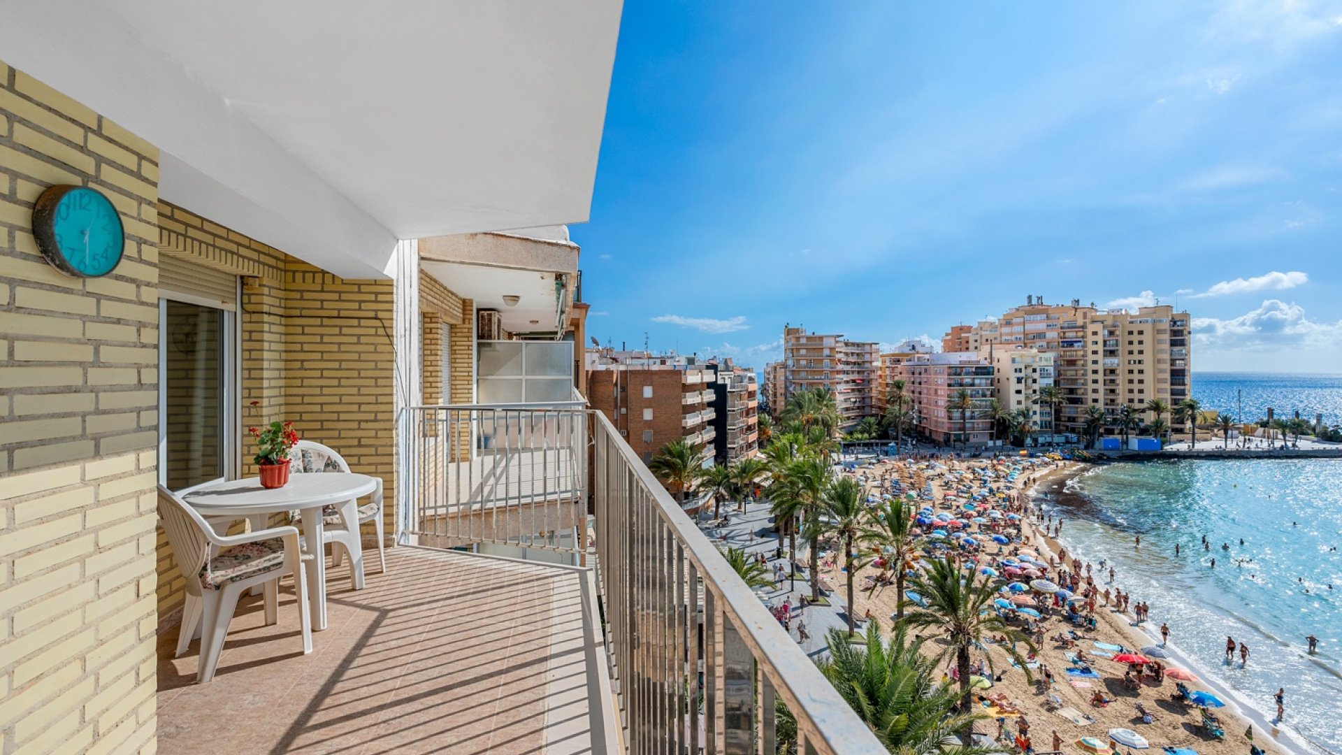 Reventa - Apartamentos -
Torrevieja