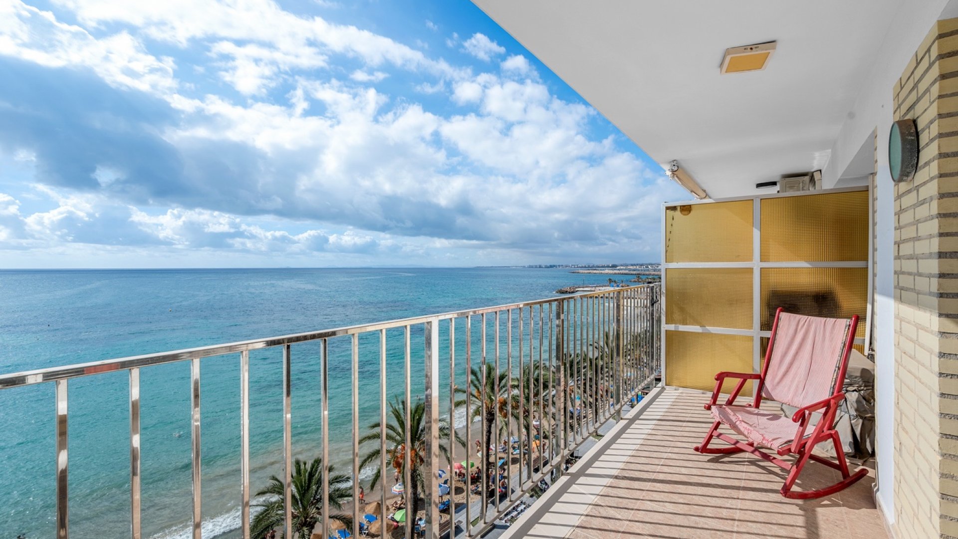 Reventa - Apartamentos -
Torrevieja