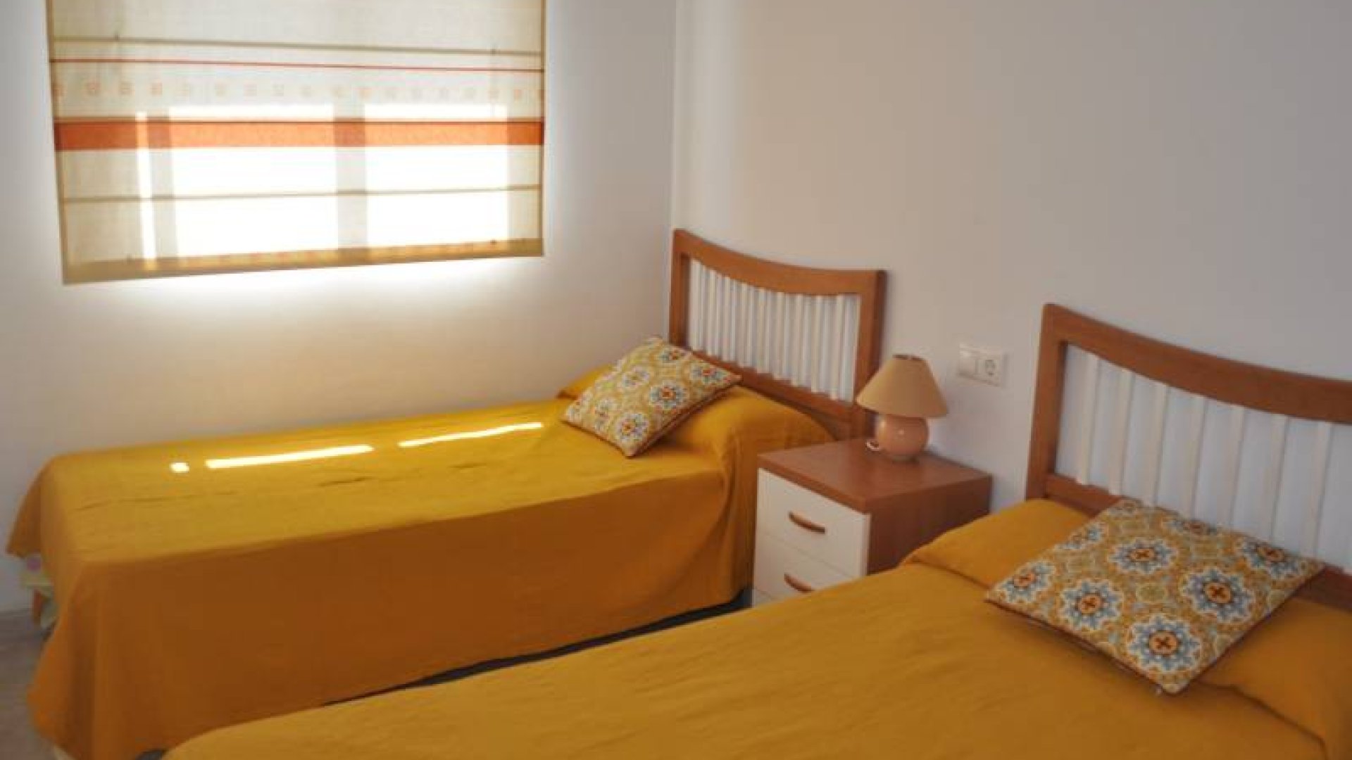 Reventa - Apartamentos -
Villajoyosa - Playa Torres