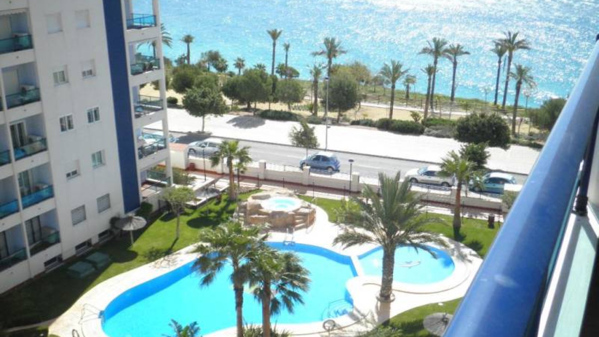 Reventa - Apartamentos -
Villajoyosa - Playa Torres