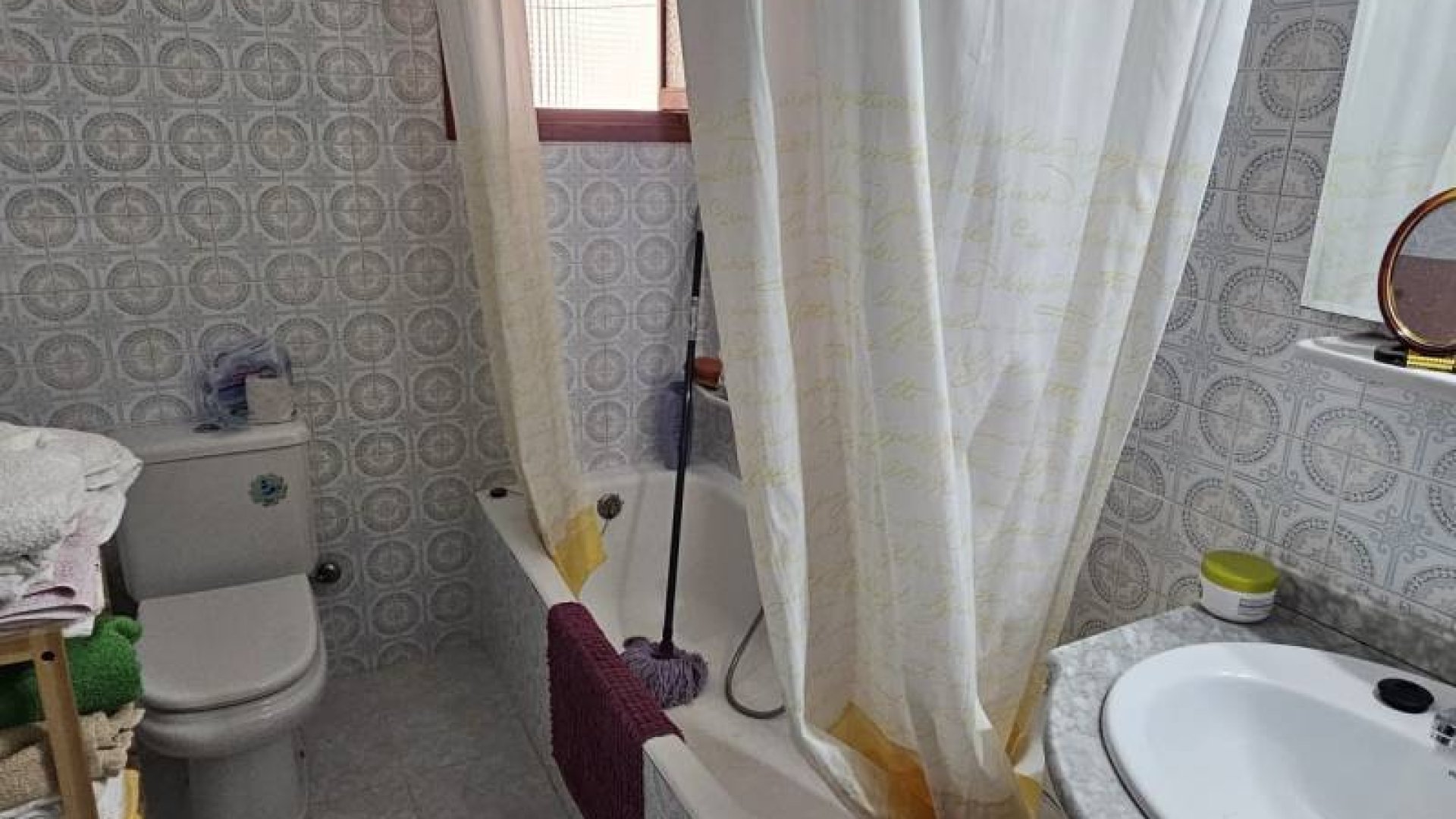 Reventa - Apartamentos -
Villajoyosa - town