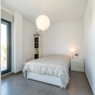 Reventa - Apartamentos -
Villamartín - La fuente