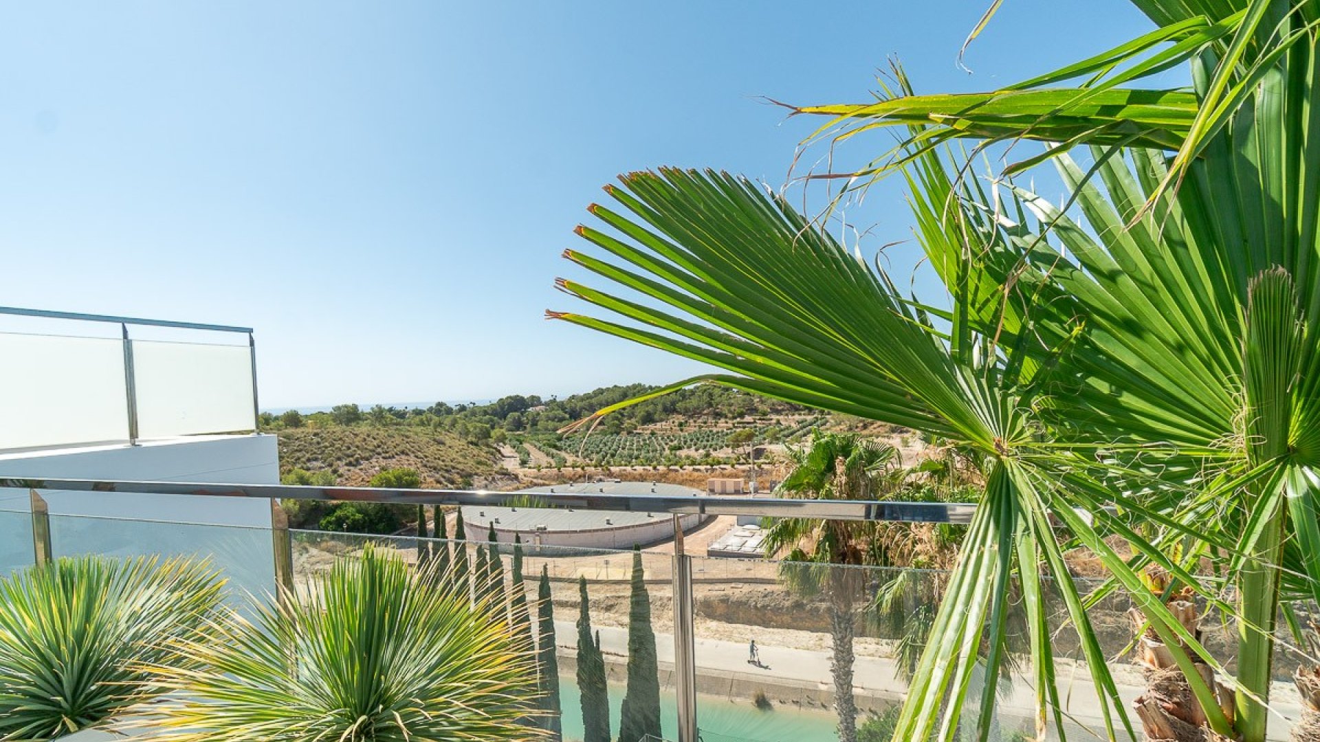 Reventa - Apartamentos -
Villamartín - La fuente