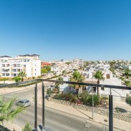 Reventa - Apartamentos -
Villamartín - La fuente