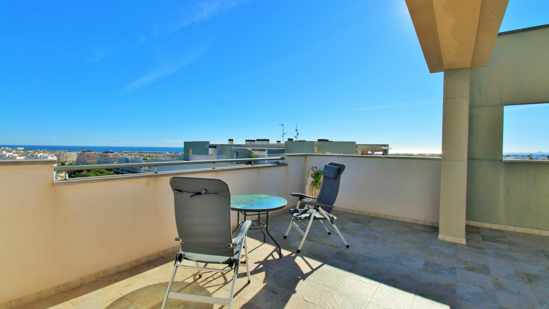 Reventa - Apartamentos -
Villamartín - Los Dolses