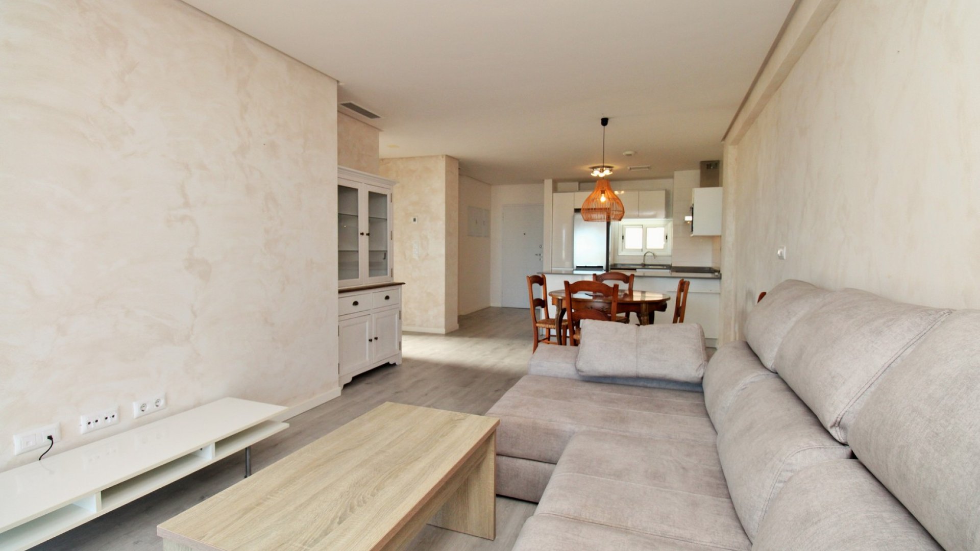 Reventa - Apartamentos -
Villamartín - Los Dolses