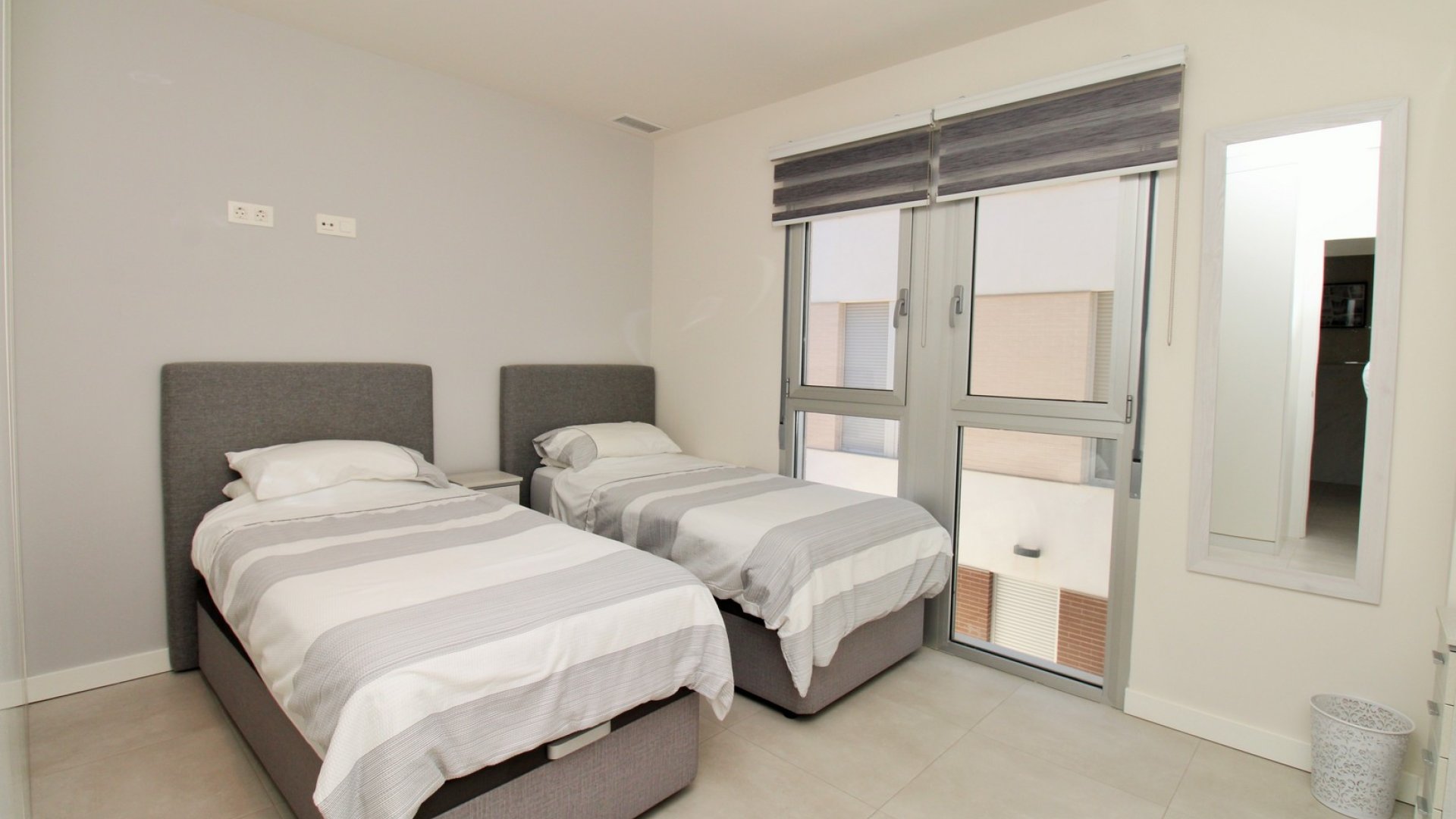 Reventa - Apartamentos -
Villamartín - Los Dolses