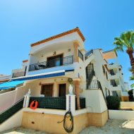 Reventa - Apartamentos -
Villamartín - PAU 8