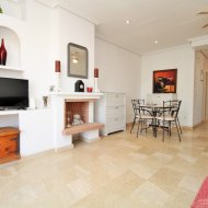 Reventa - Apartamentos -
Villamartín - PAU 8