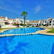 Reventa - Apartamentos -
Villamartín - PAU 8