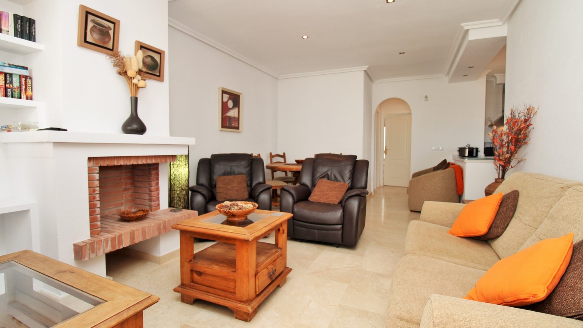 Reventa - Apartamentos -
Villamartín - PAU 8