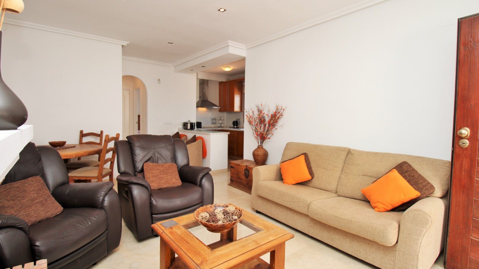 Reventa - Apartamentos -
Villamartín - PAU 8