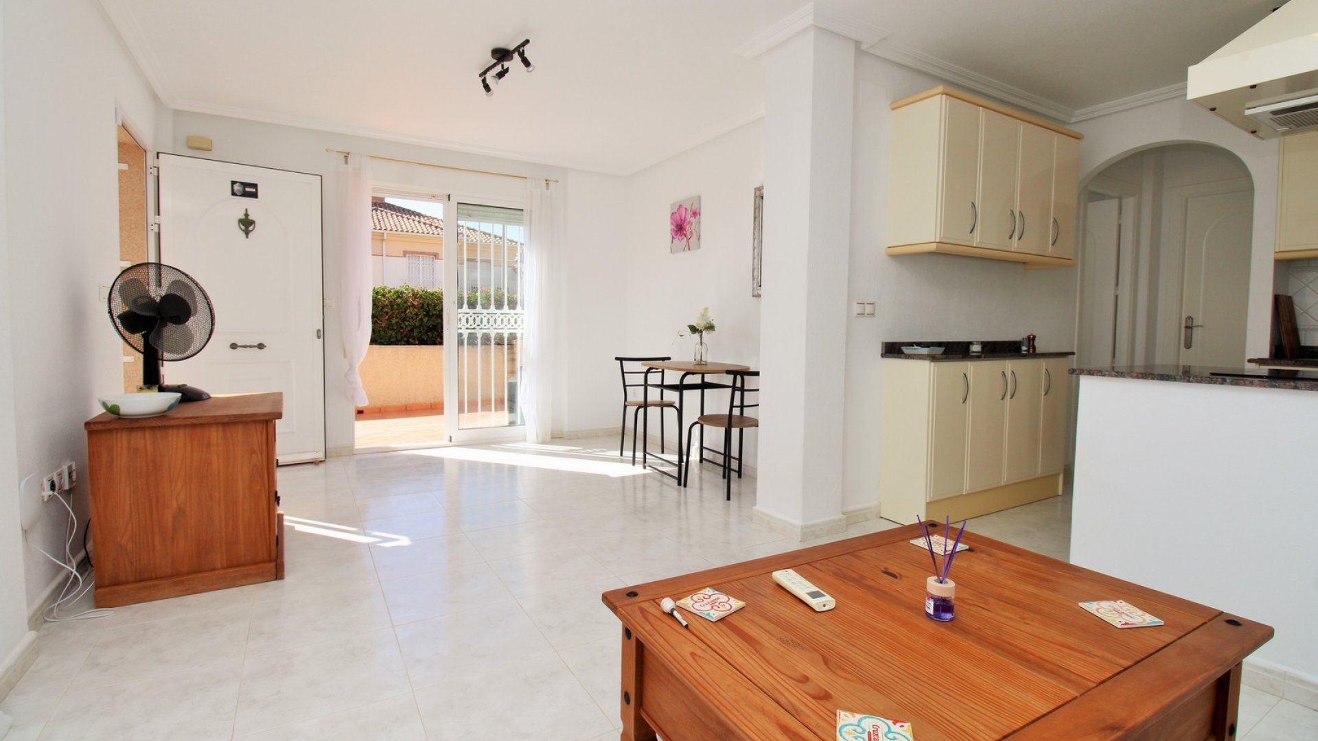 Reventa - Apartamentos -
Villamartín - PAU 8
