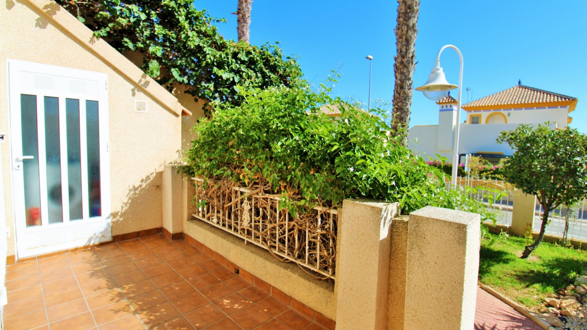 Reventa - Apartamentos -
Villamartín - PAU 8
