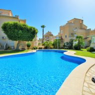 Reventa - Apartamentos -
Villamartín - PAU 8