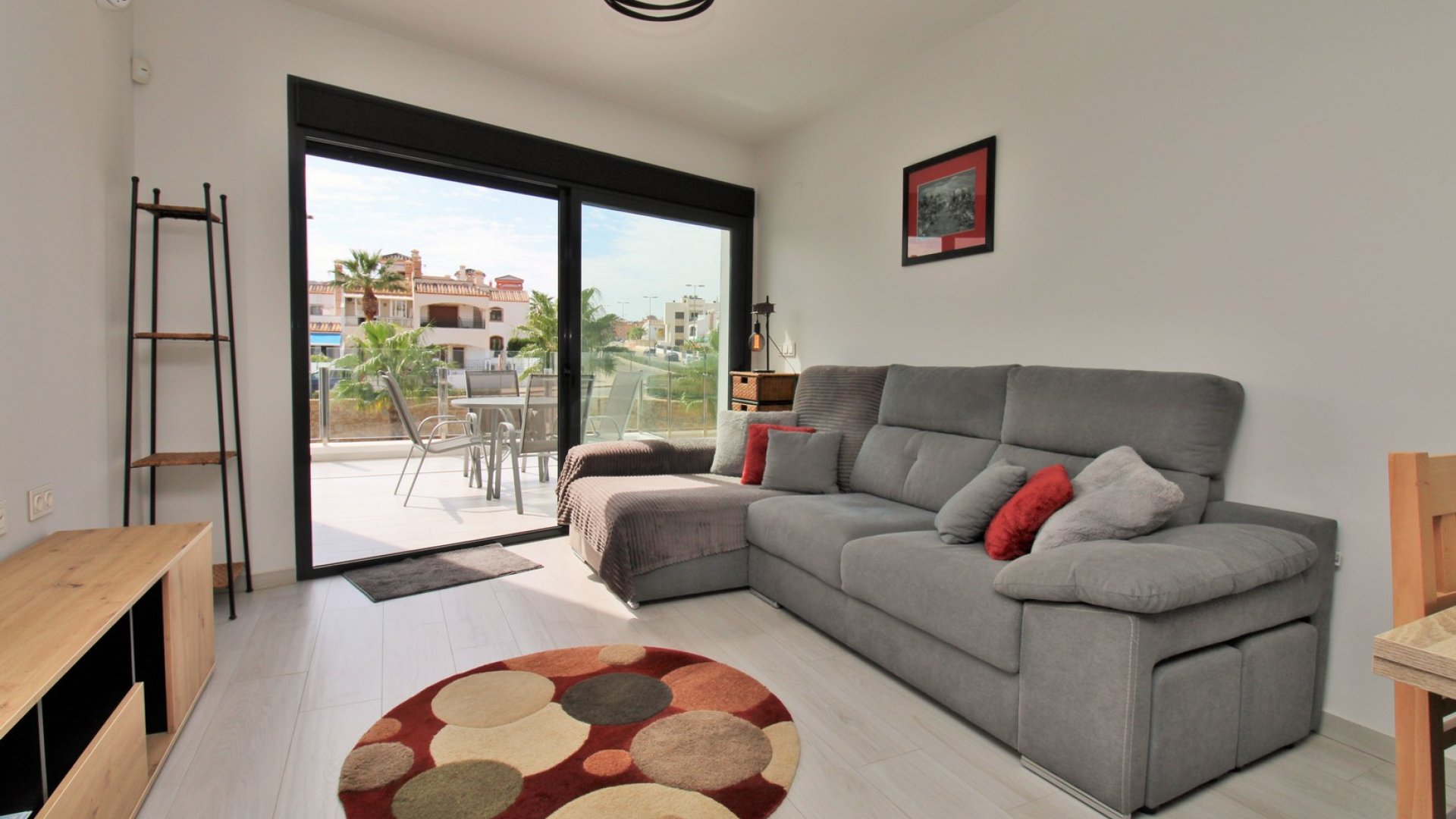 Reventa - Apartamentos -
Villamartín - PAU 8