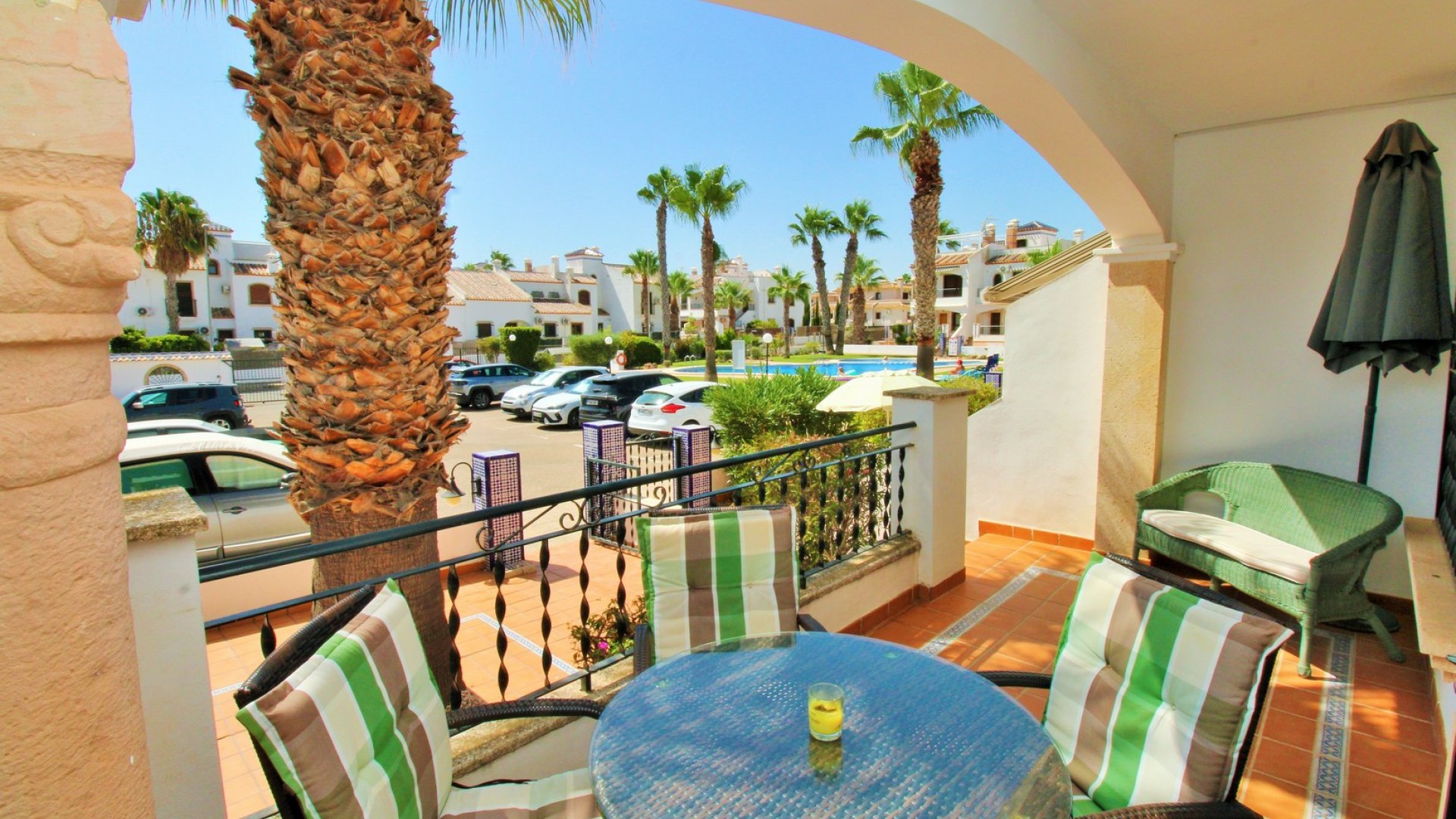Reventa - Apartamentos -
Villamartín - PAU 8