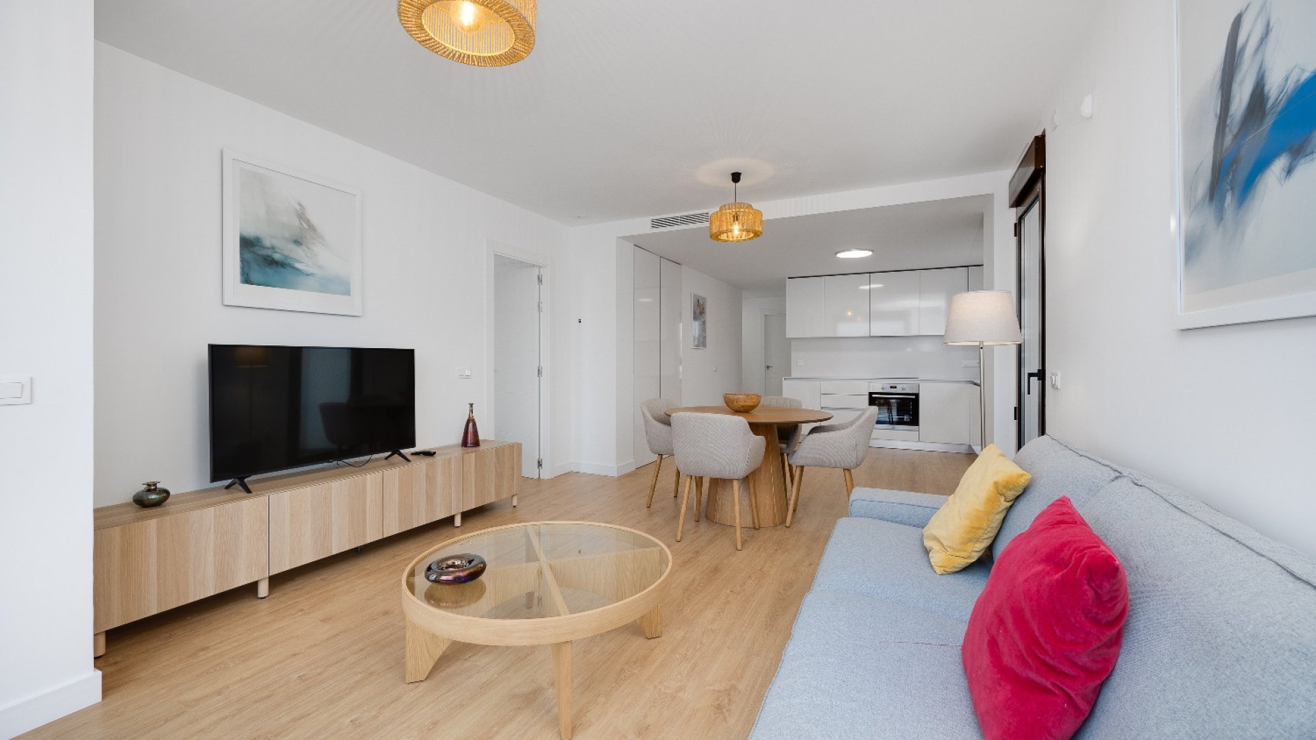 Reventa - Apartamentos -
Villamartín - PAU 8
