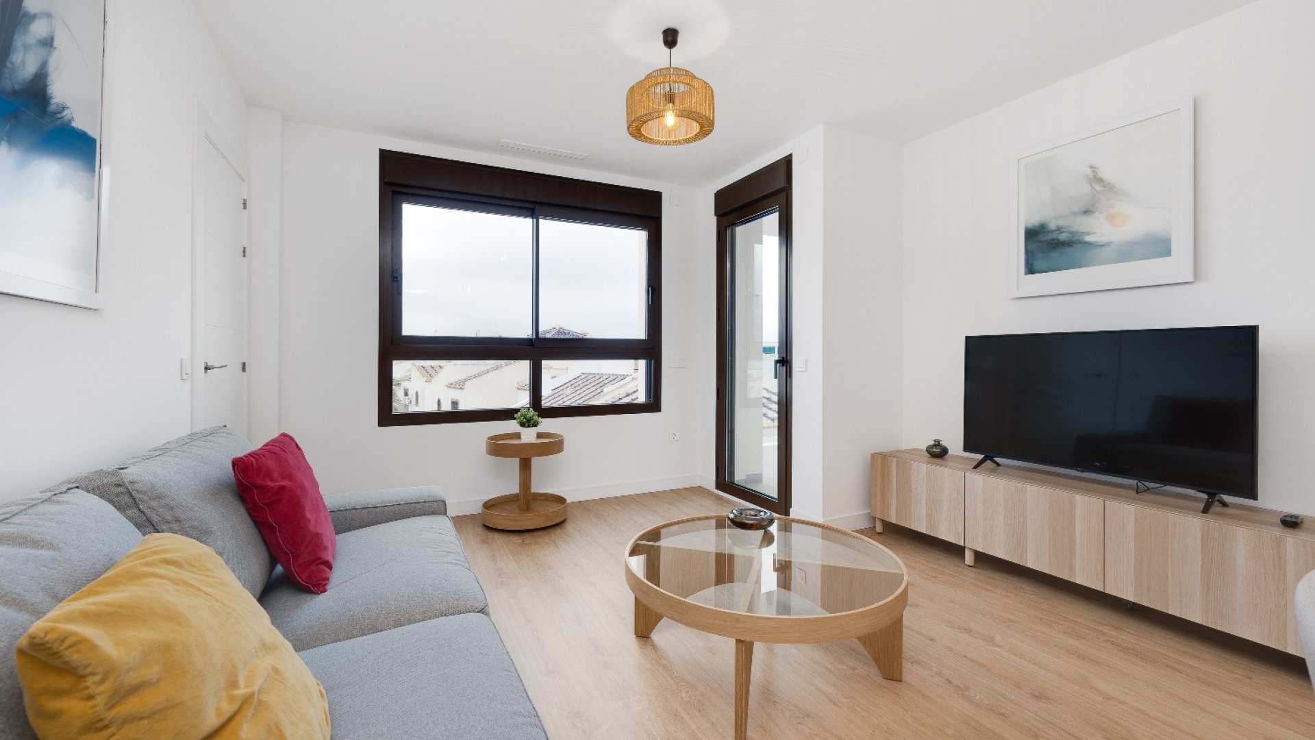 Reventa - Apartamentos -
Villamartín - PAU 8