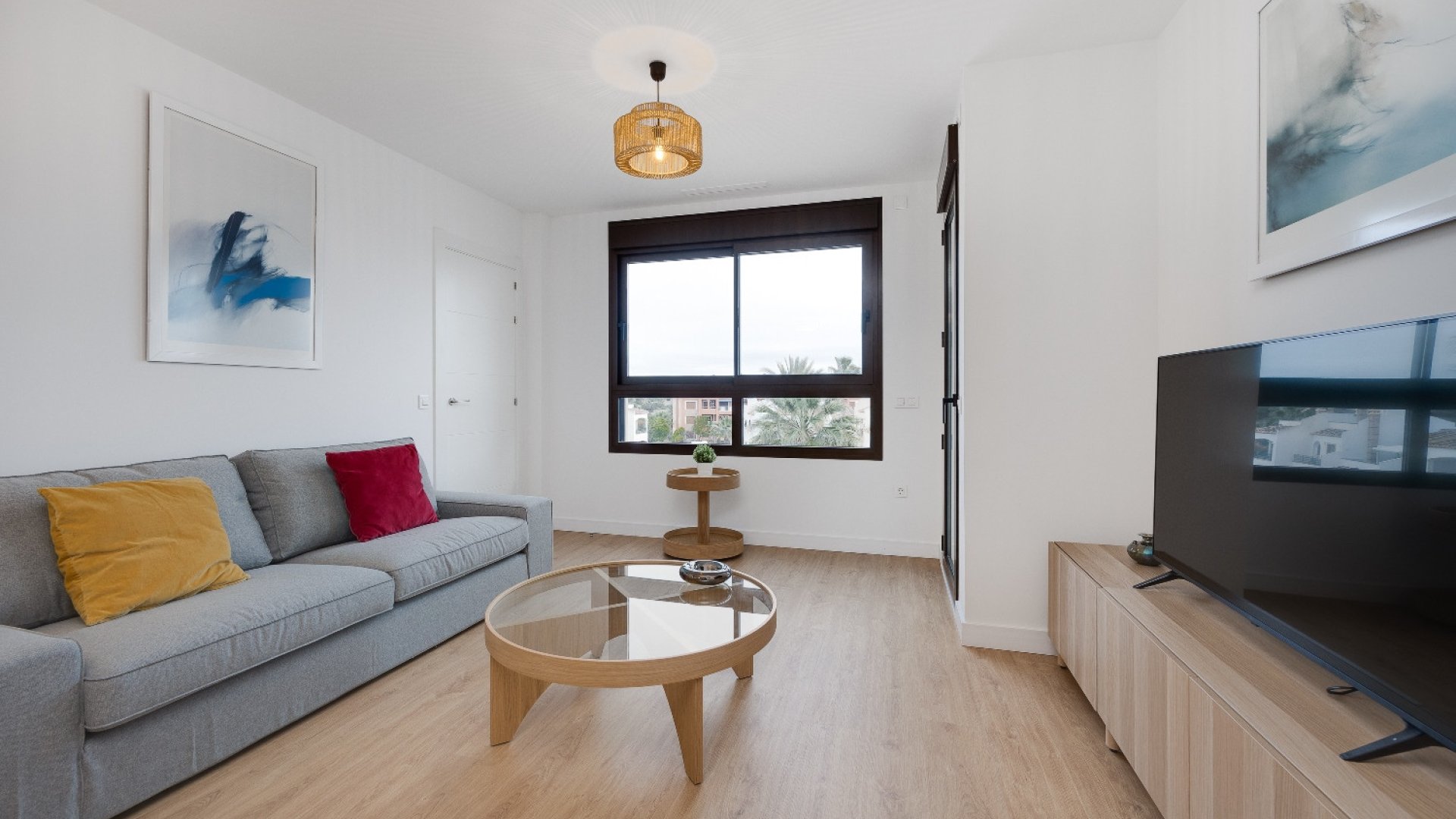 Reventa - Apartamentos -
Villamartín - PAU 8