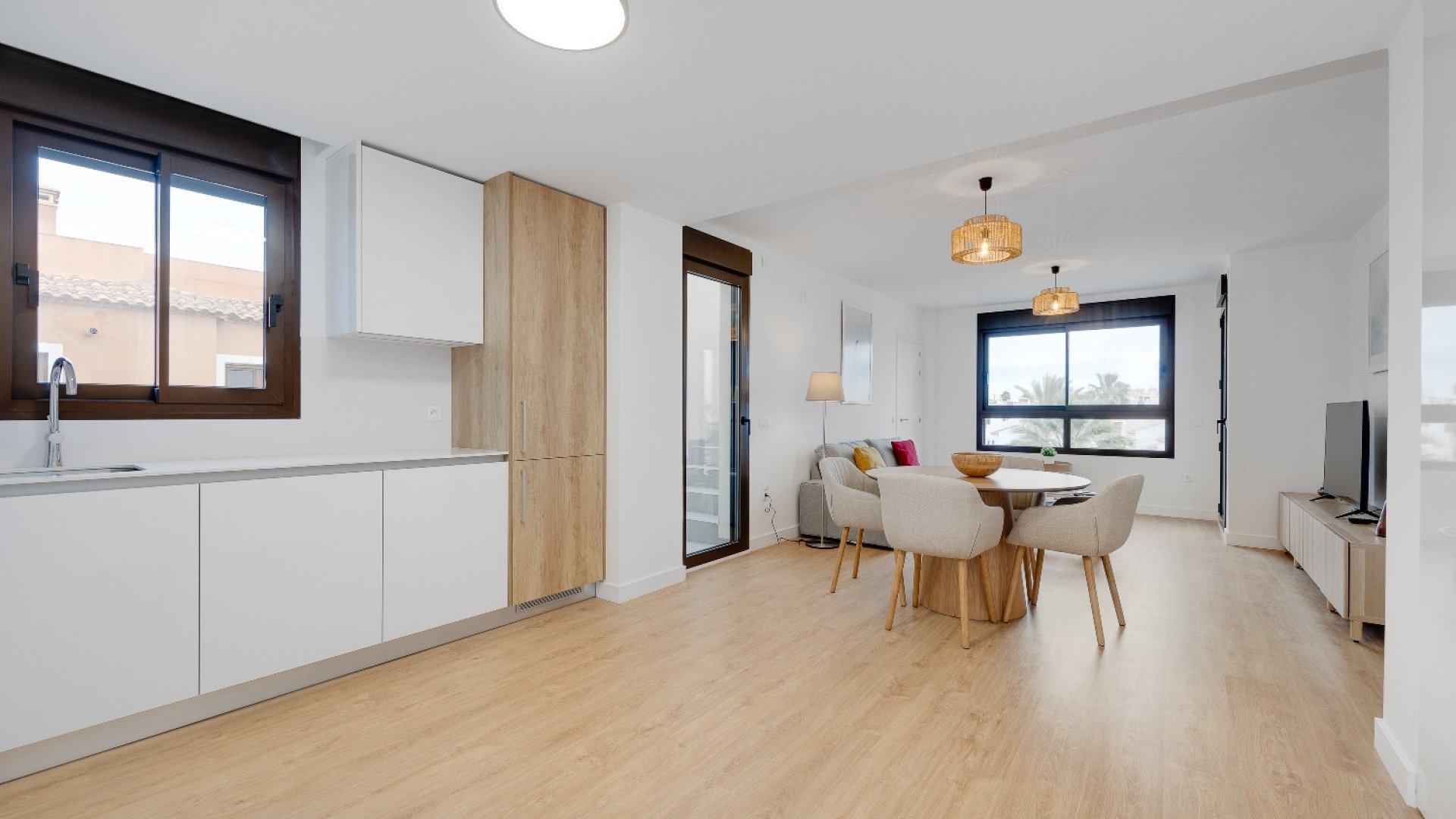 Reventa - Apartamentos -
Villamartín - PAU 8