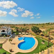 Reventa - Apartamentos -
Villamartín - PAU 8
