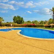 Reventa - Apartamentos -
Villamartín - PAU 8