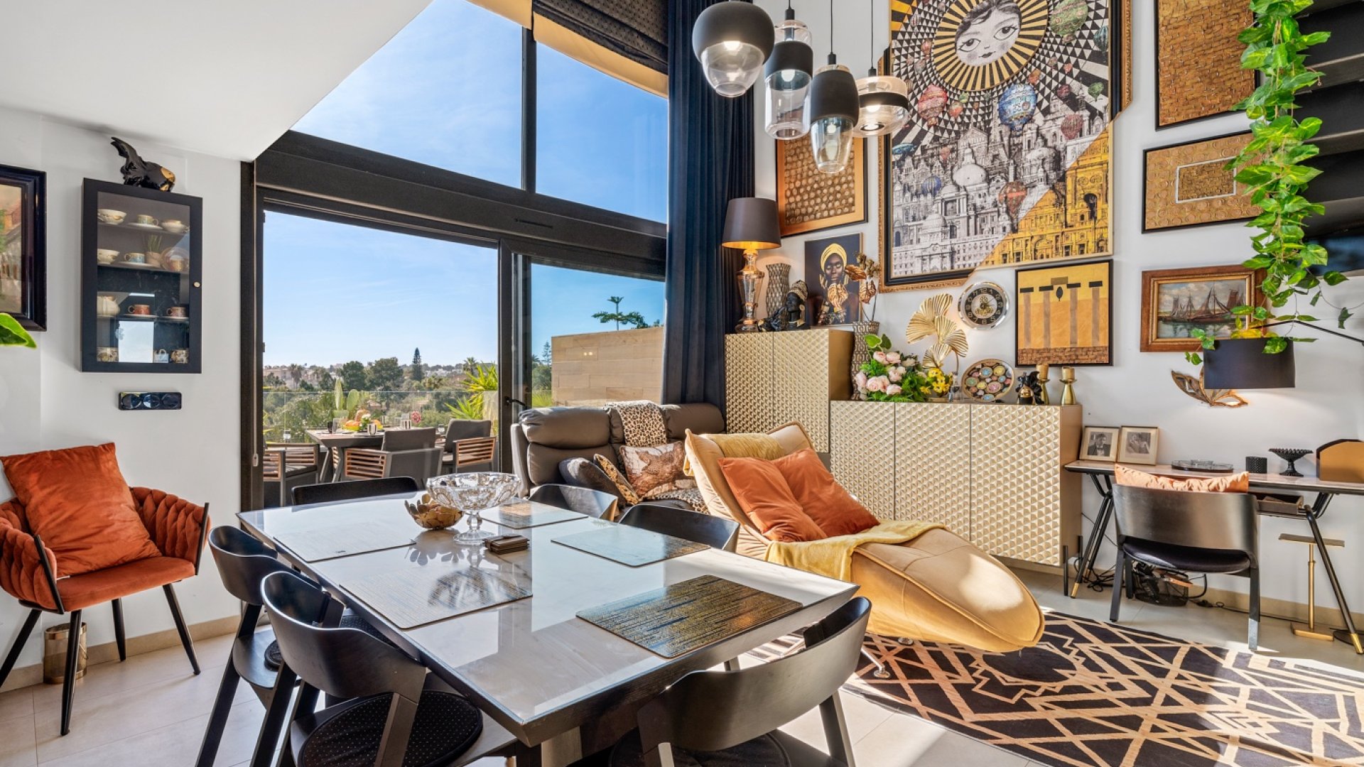 Reventa - Apartamentos -
Villamartín