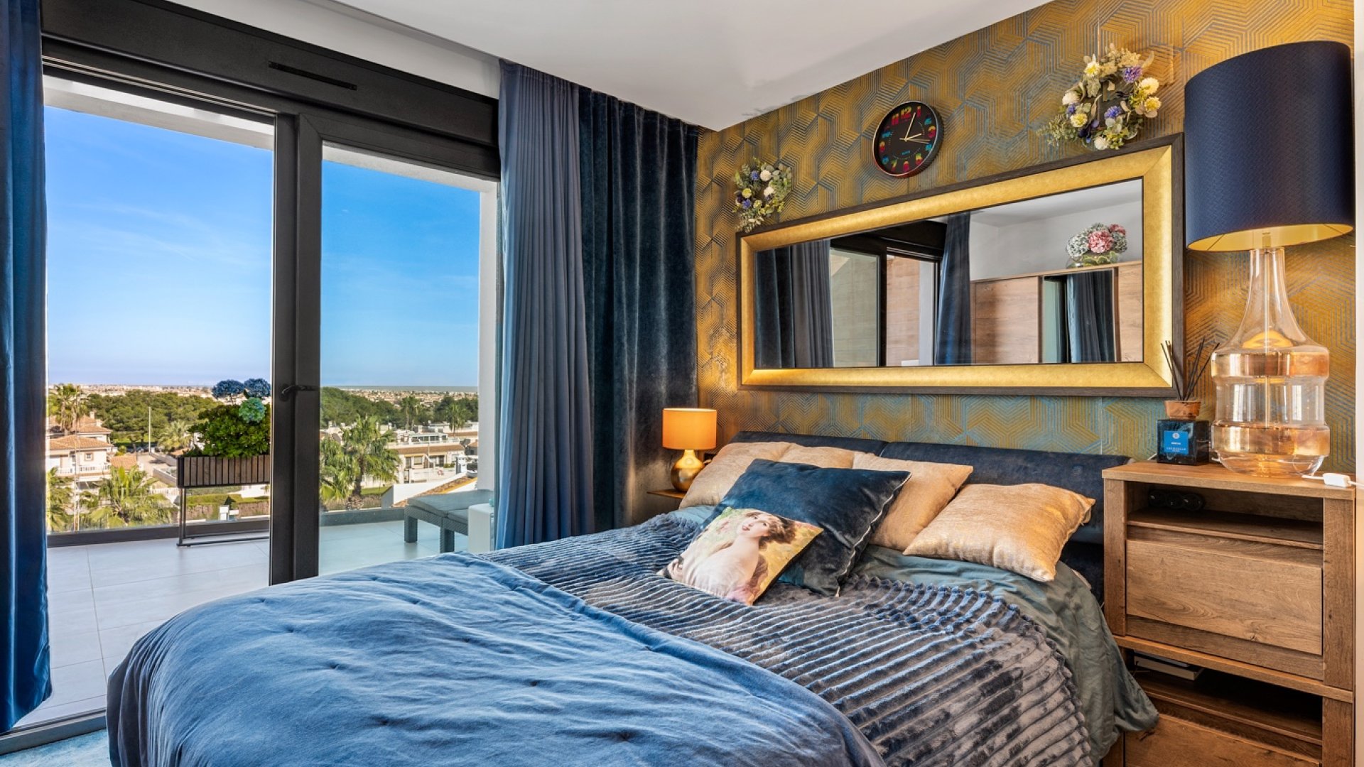 Reventa - Apartamentos -
Villamartín