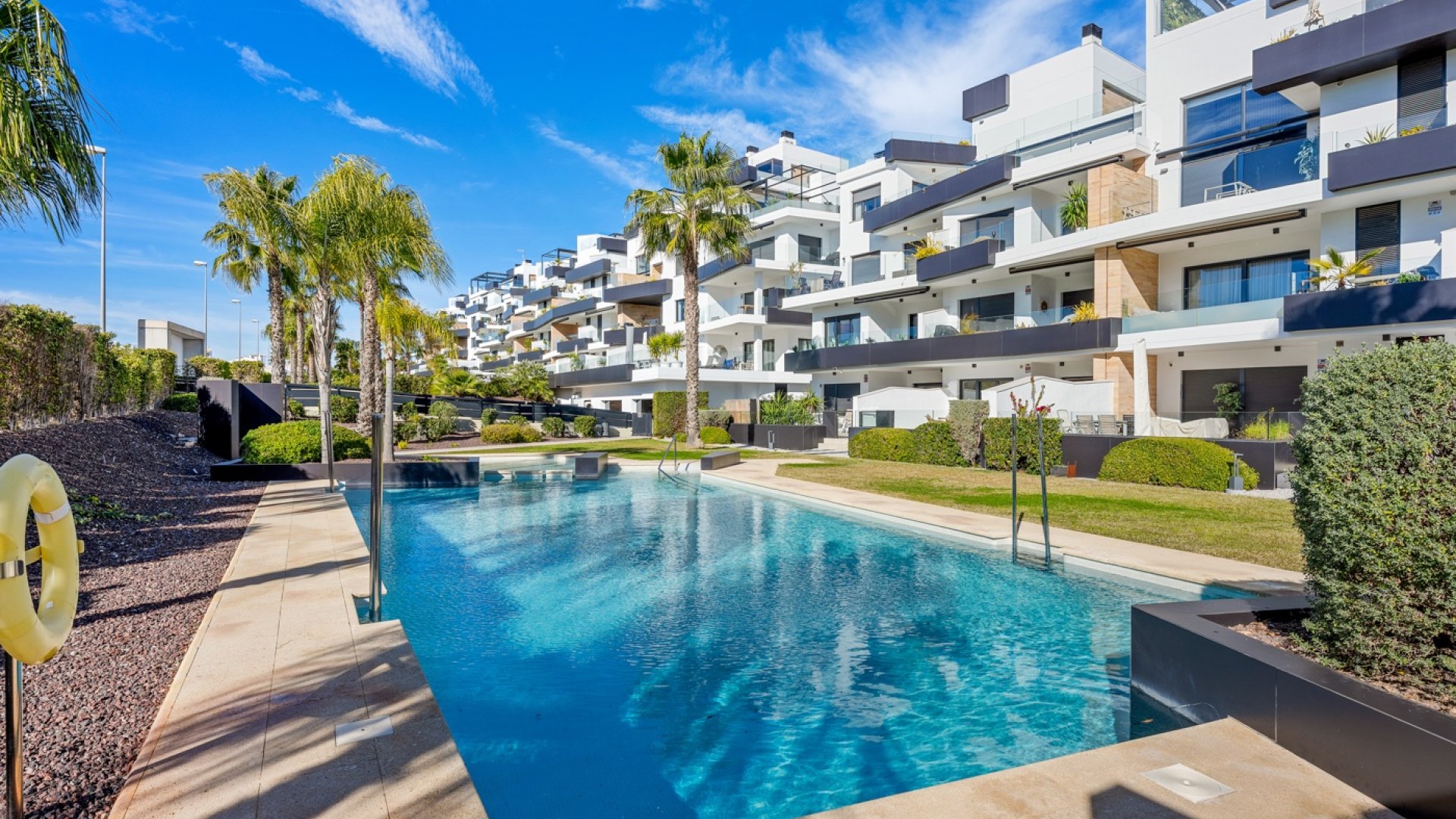 Reventa - Apartamentos -
Villamartín