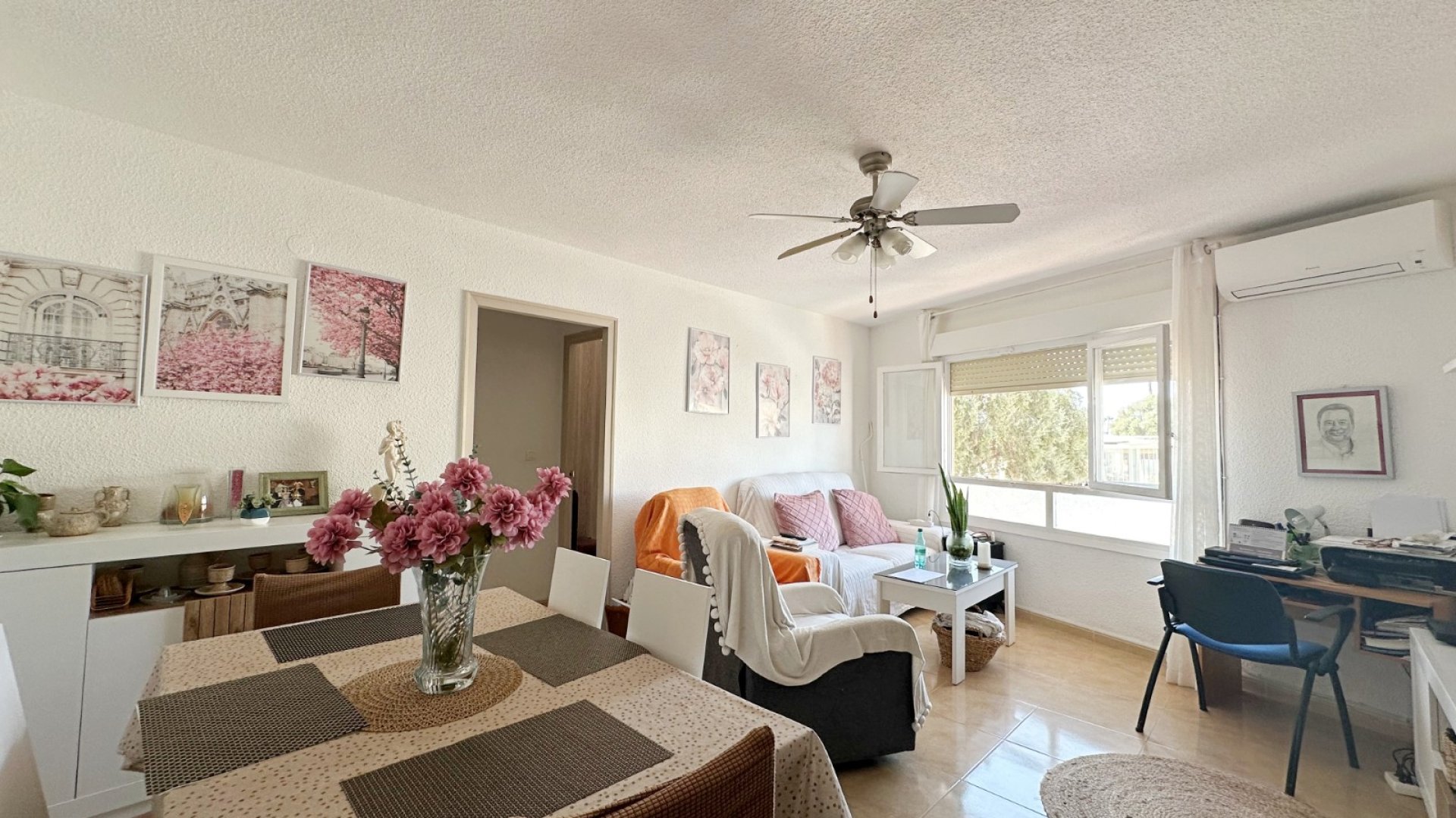 Reventa - Apartment / Duplex -
Torrevieja - Playa de los Naufragos