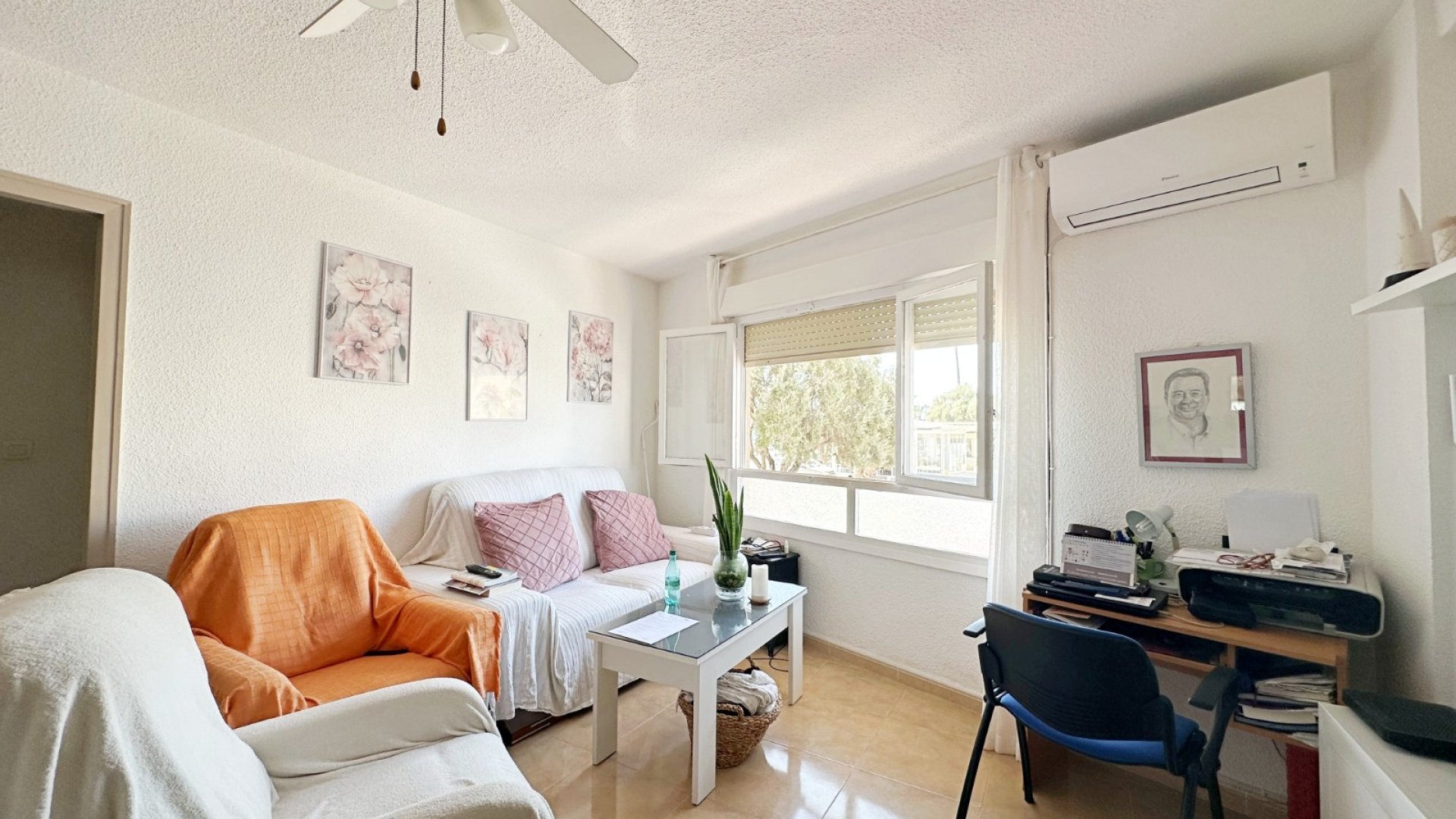 Reventa - Apartment / Duplex -
Torrevieja - Playa de los Naufragos