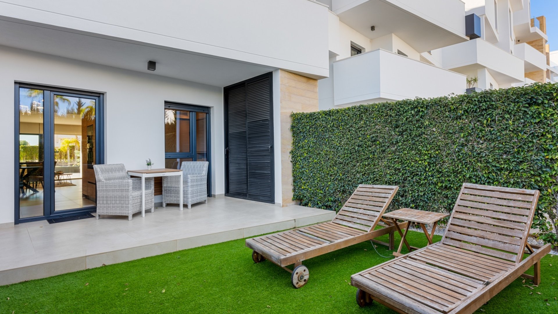 Reventa - Apartment / Flat * -
Orihuela Costa - Los Dolses