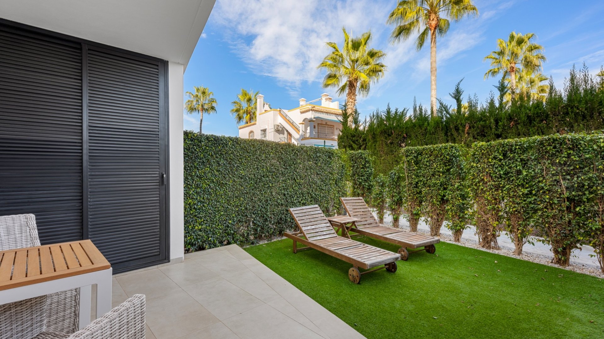 Reventa - Apartment / Flat * -
Orihuela Costa - Los Dolses