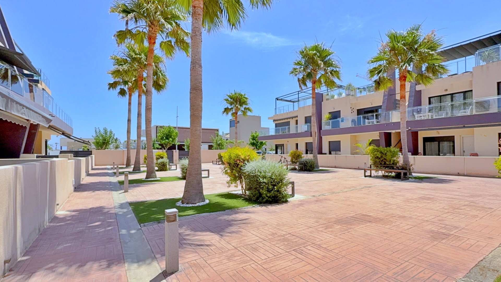 Reventa - Ático -
Pilar de la Horadada - Torre de la Horadada