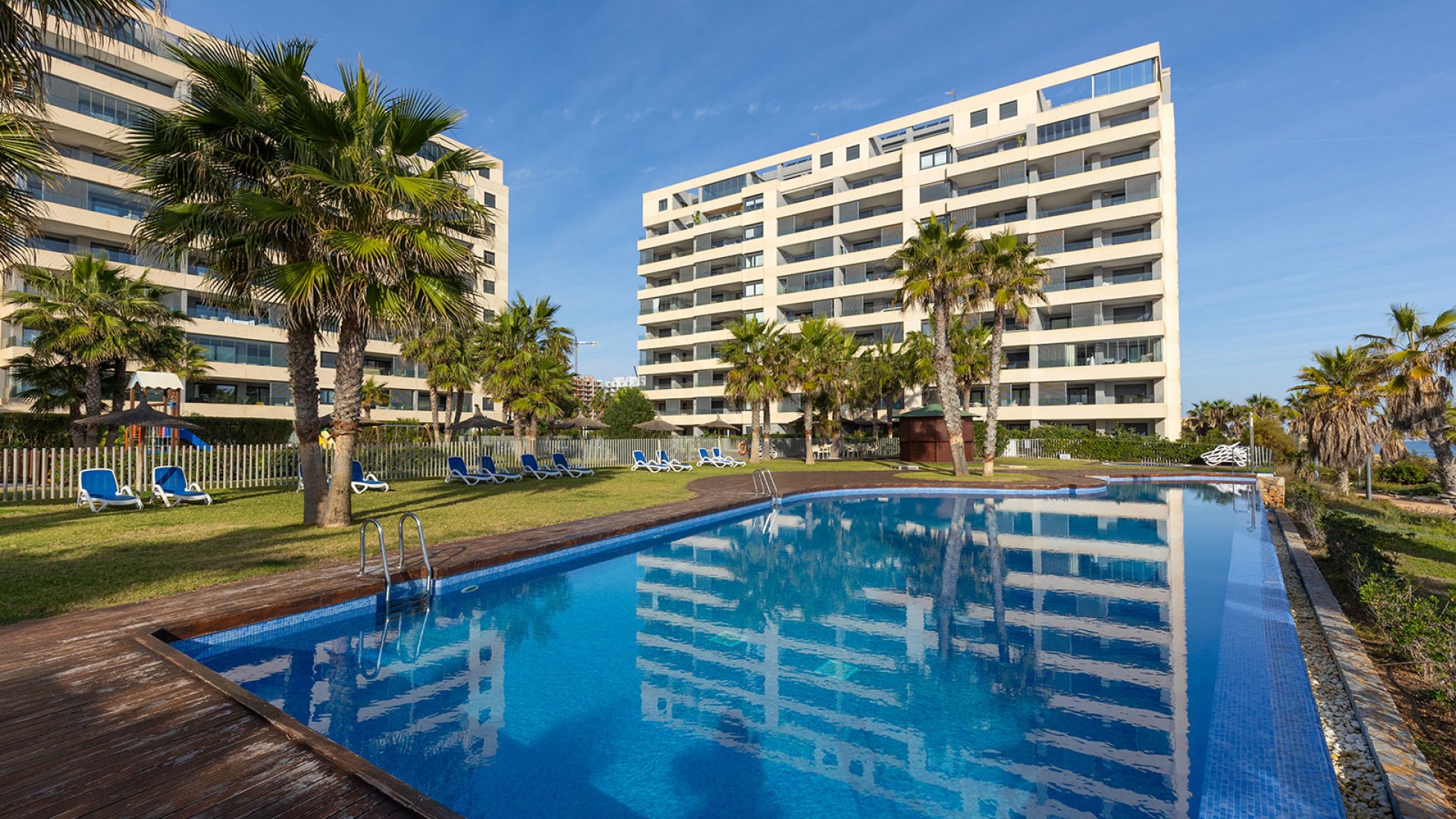 Reventa - Ático -
Torrevieja - Punta Prima