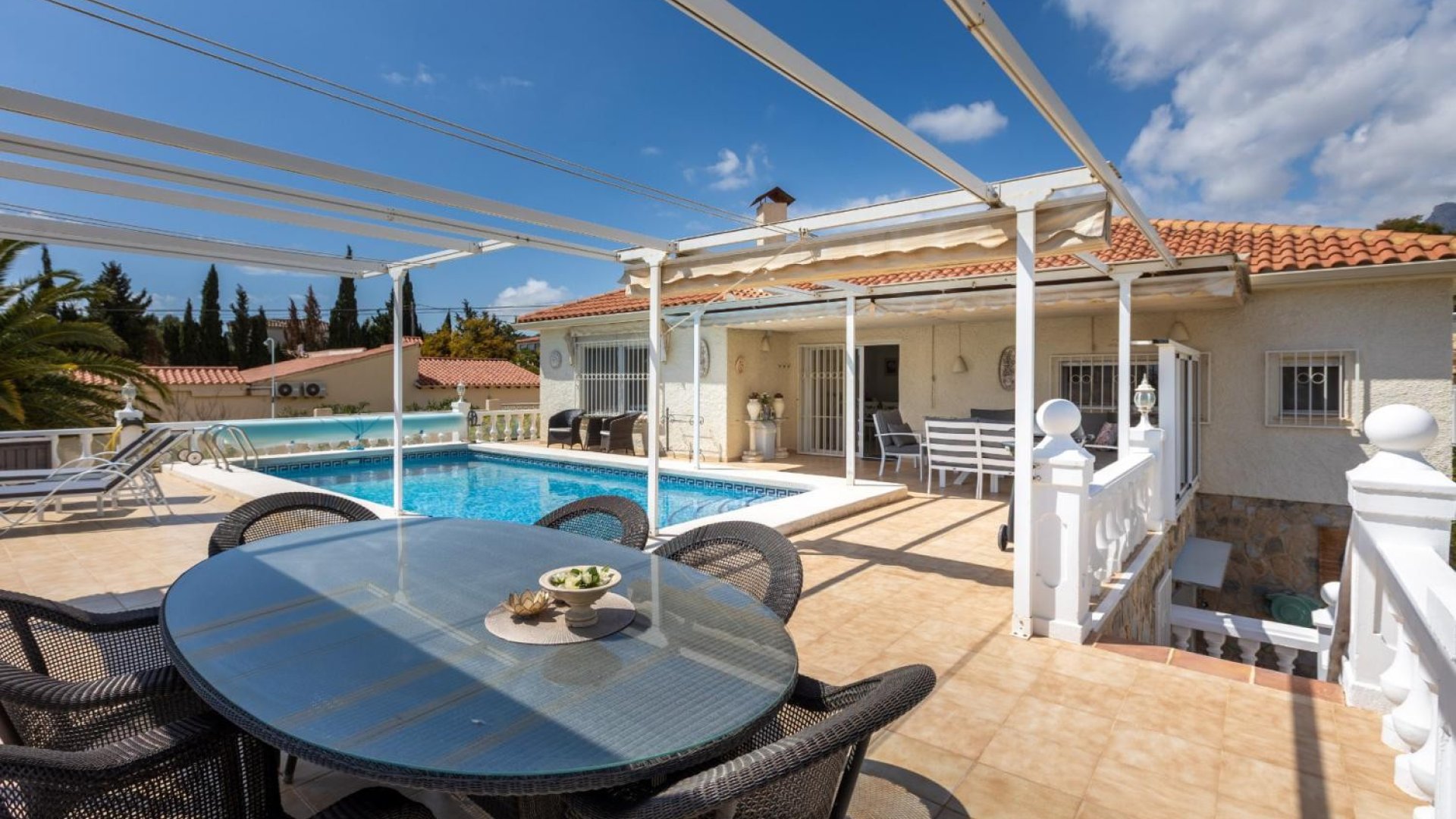 Reventa - Chalets -
Alfas del Pí