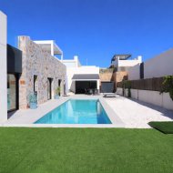 Reventa - Chalets -
Algorfa - La finca Golf