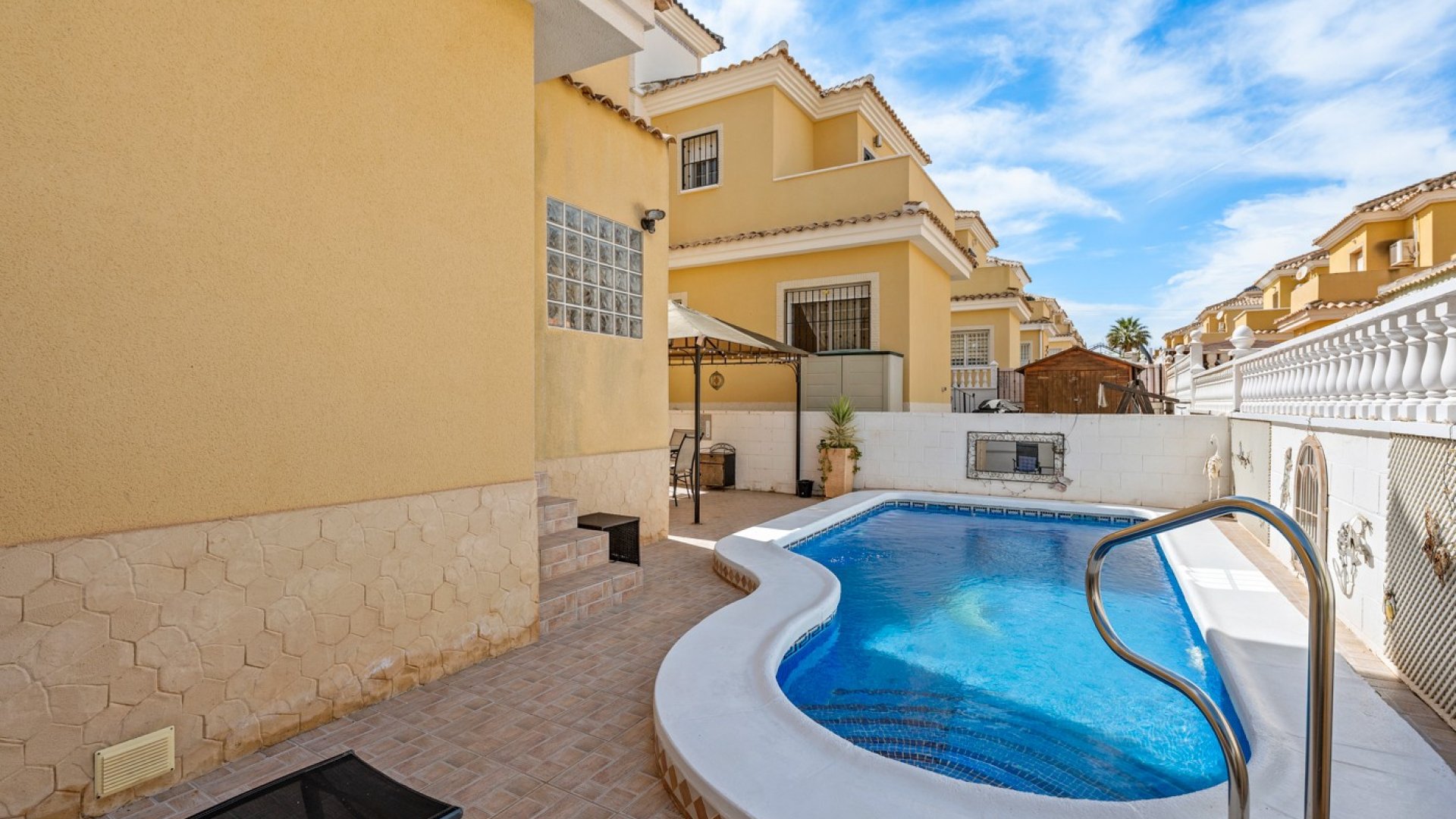 Reventa - Chalets -
Algorfa - Lo Crispin