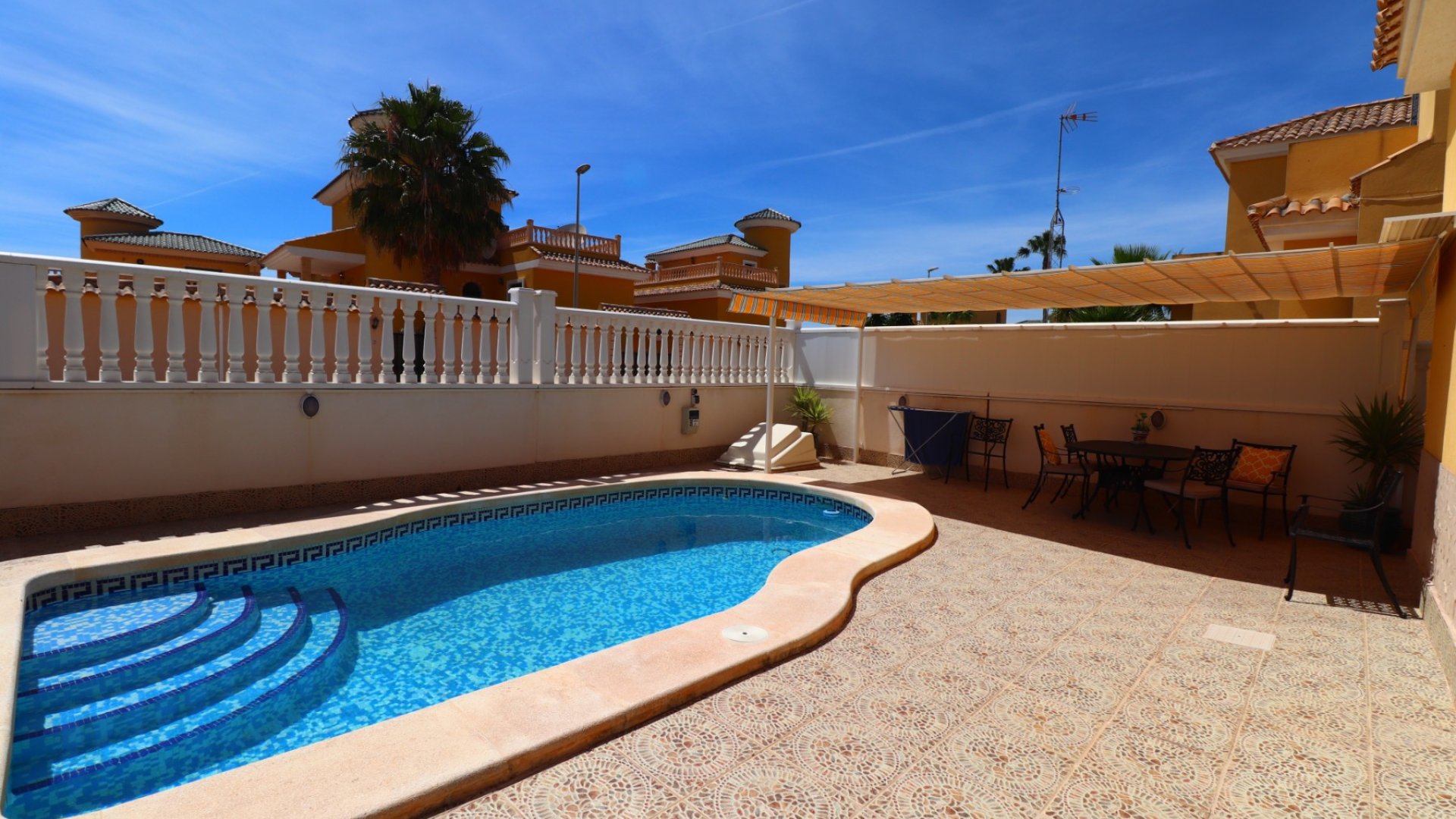 Reventa - Chalets -
Algorfa - Lo Crispin