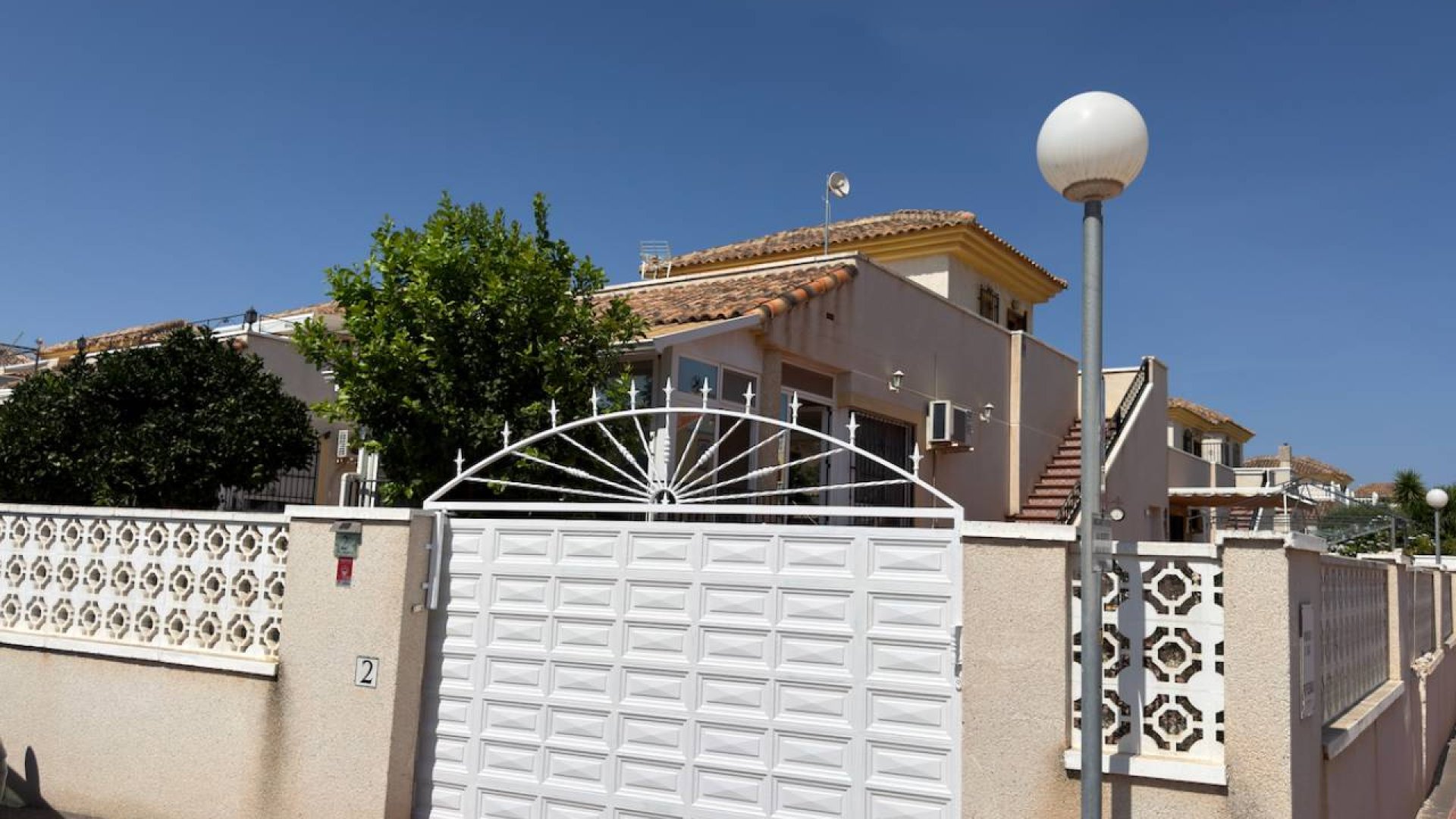 Reventa - Chalets -
Algorfa - Lo Crispin