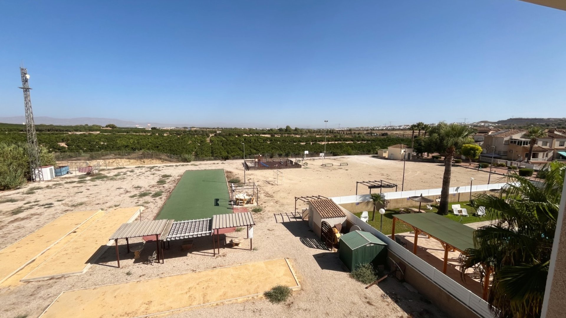 Reventa - Chalets -
Algorfa - Montebello