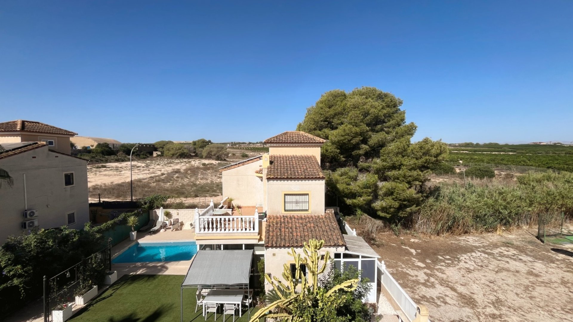 Reventa - Chalets -
Algorfa - Montebello