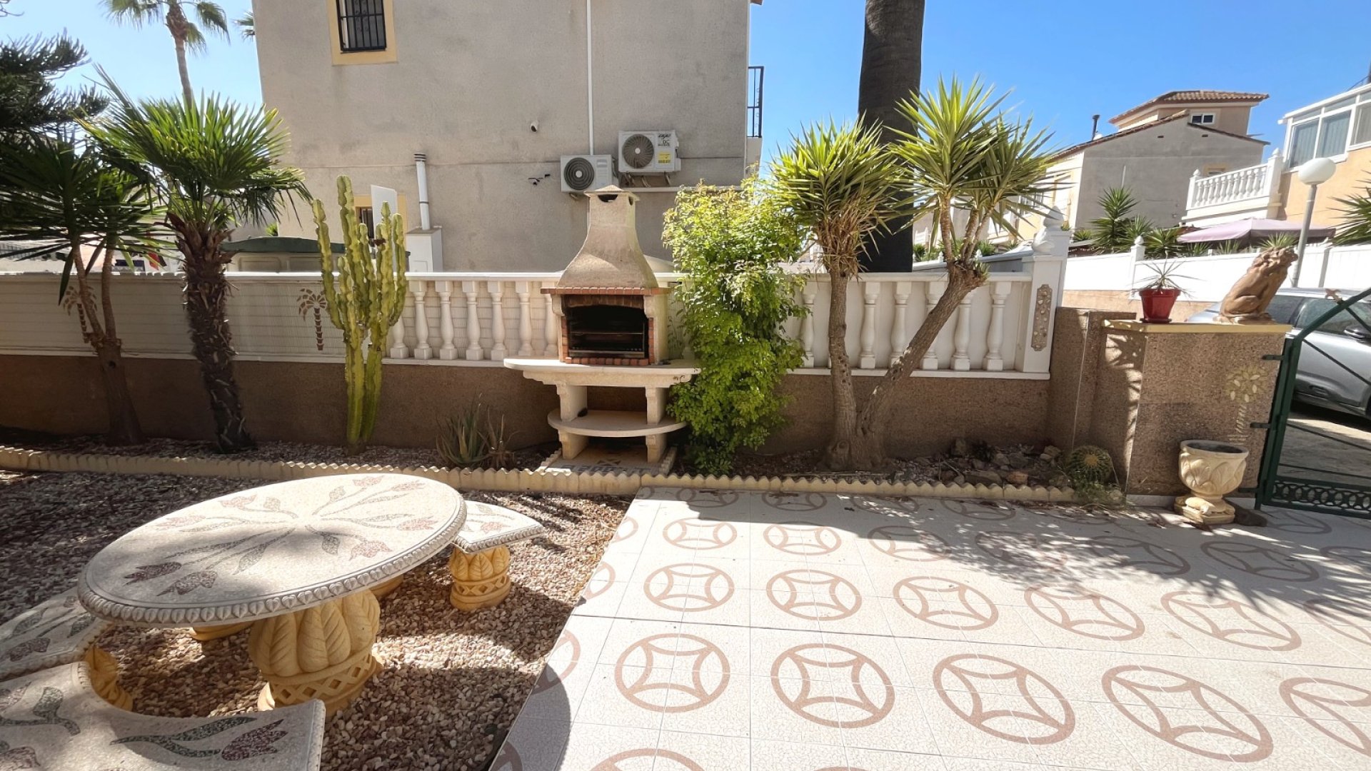 Reventa - Chalets -
Algorfa - Montebello