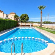 Reventa - Chalets -
Algorfa - Montebello