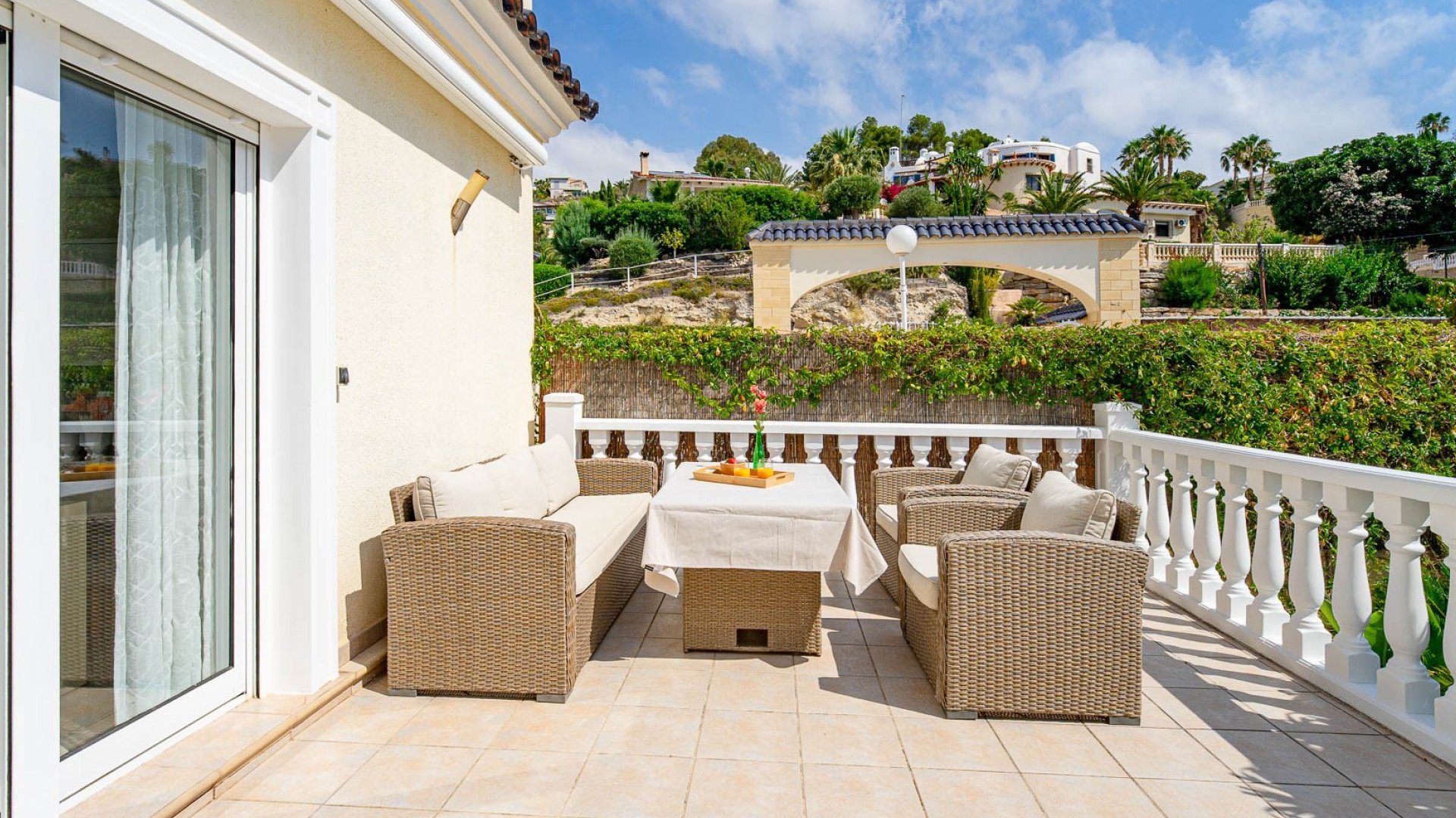 Reventa - Chalets -
Alicante - El Campello